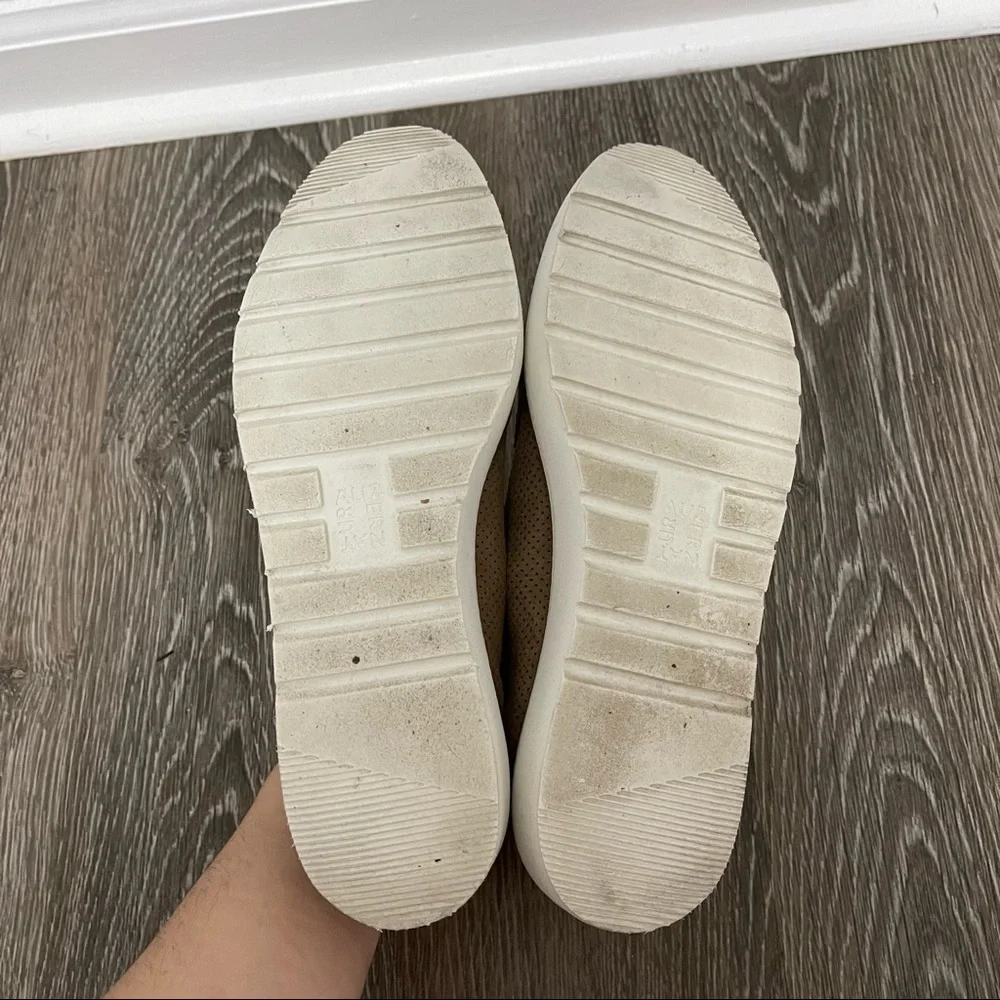 Naturalizer tan espadrilles